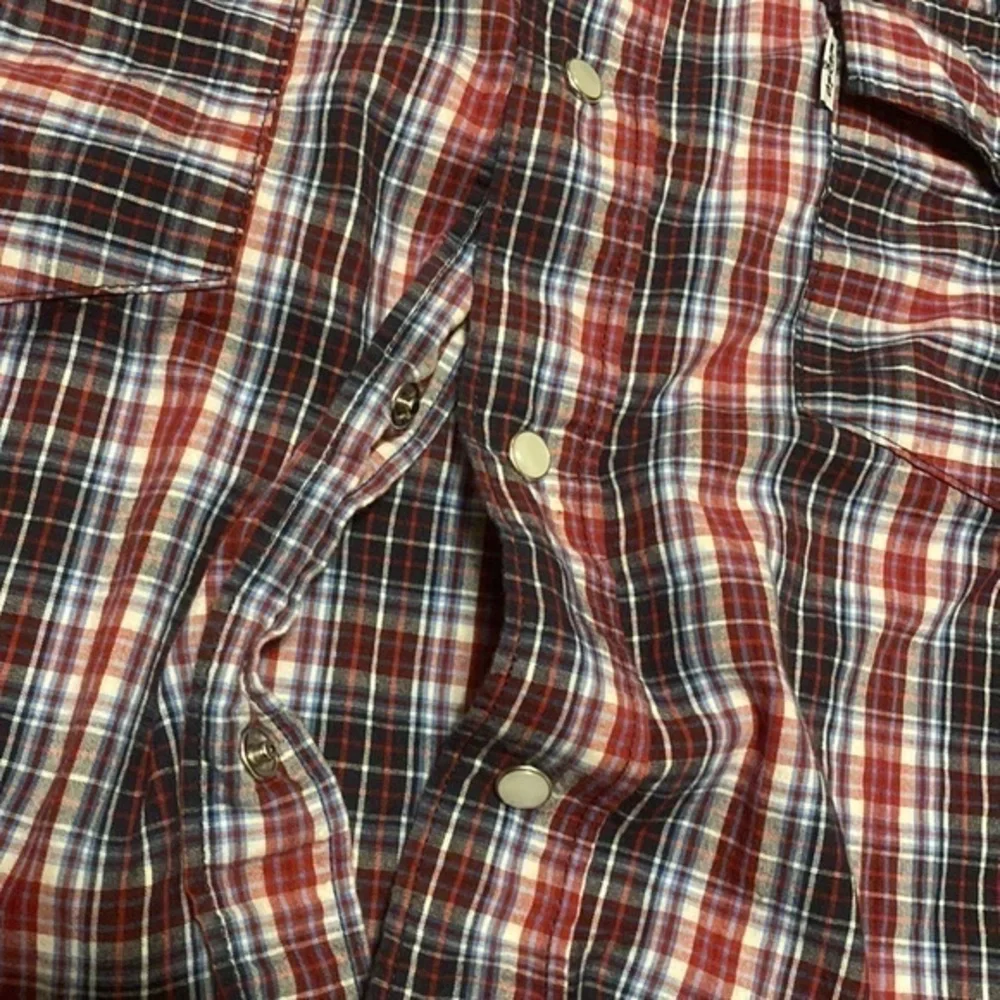 Levis snap latch